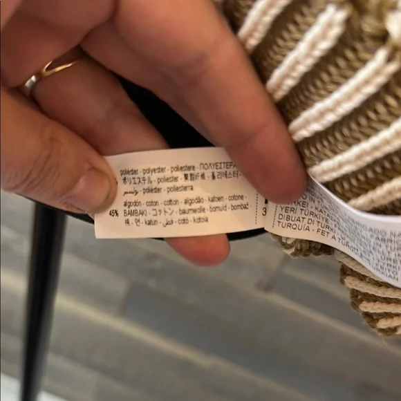 Zara Cream V-Neck Collared Sweater Cozy Knit Short Sleeve Medium - Picture 6 of 7